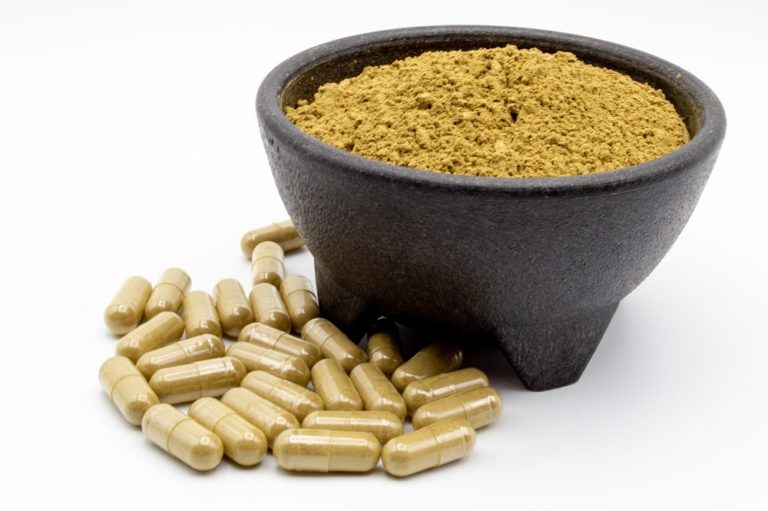 Quick Guide to Red Kratom: Dosage, Usage, and Side Effects